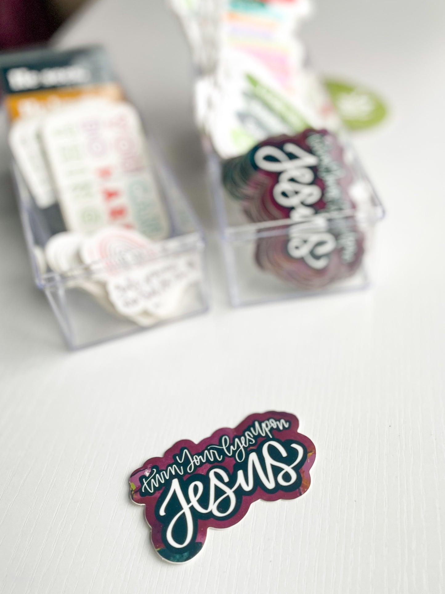 Sticker: Turn Your Eyes Upon Jesus